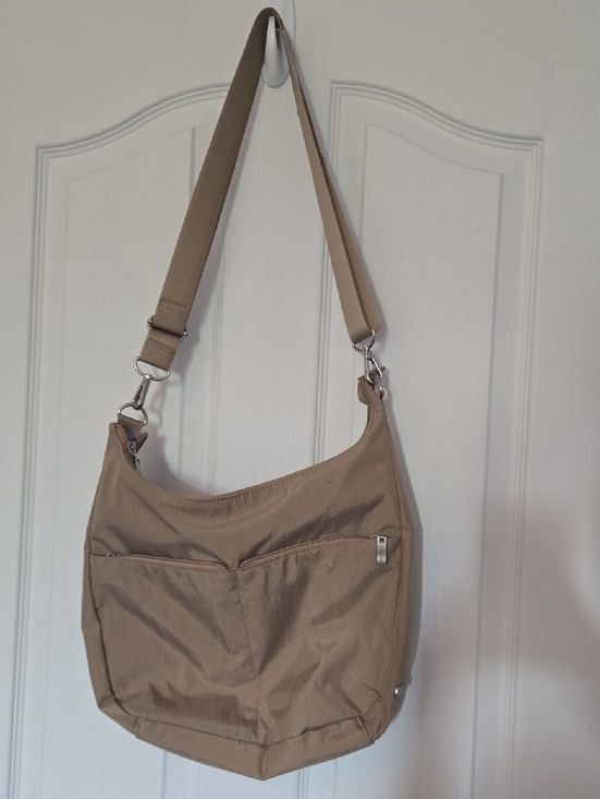 Baggallini Handbags - Baggallini Crossbody Messenger Style Bag in Taupe